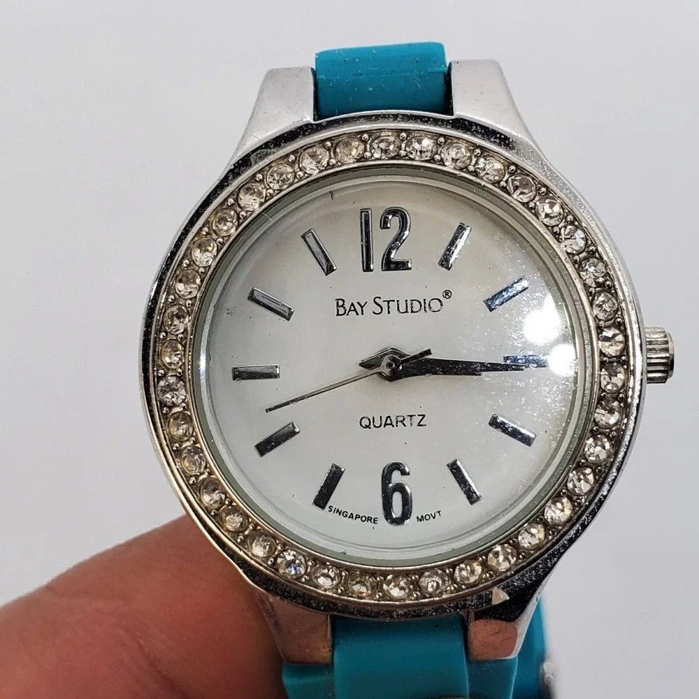 Bay Studio Women's‎ Watch 30MM White Dial Crystal Bezel Teal Bands New Battery